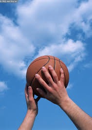 下半场心态爆炸！埃迪11中5得到11分10篮板6犯离场