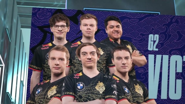 运动员在成 运动员在成